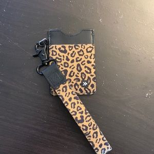 Thread Wallet “Fierce” wallet wristlet keychain bundle
